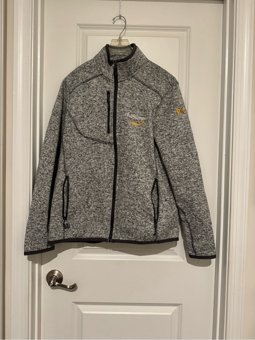 Amazon Fulfillment RIC2 full zip Jacket with Yellow Embroidery size medium